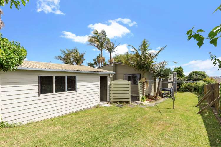 9 Oreti Place Clover Park_16