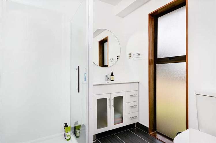 6 Spring Grove Henderson_9