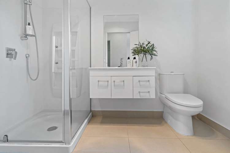 67 Fields Parade Oteha_12