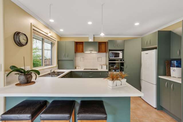 35 Admirals Court Drive Greenhithe_3