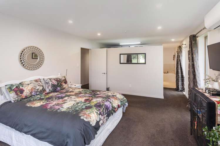 82 Isaac Road West Eyreton_13