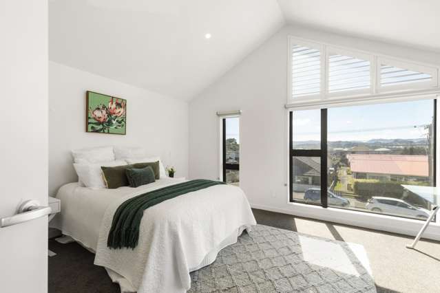 1/166 Queens Drive Lyall Bay_4