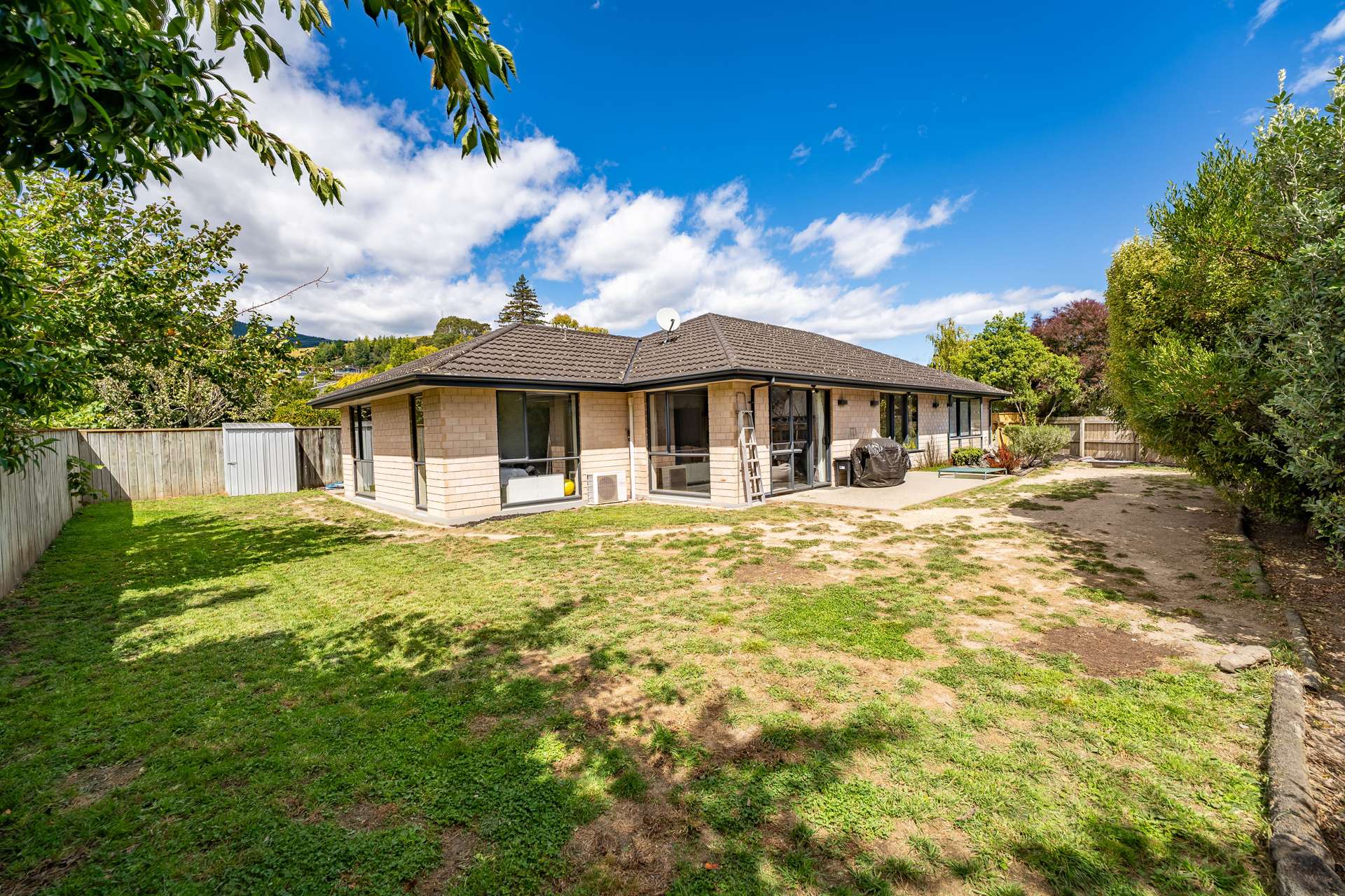 9 Gershwin Grove Stoke_0