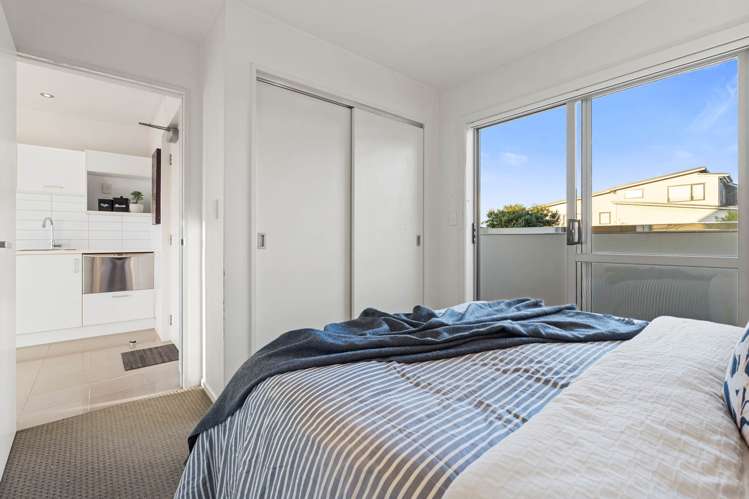 D6/60 Masons Road Oteha_19