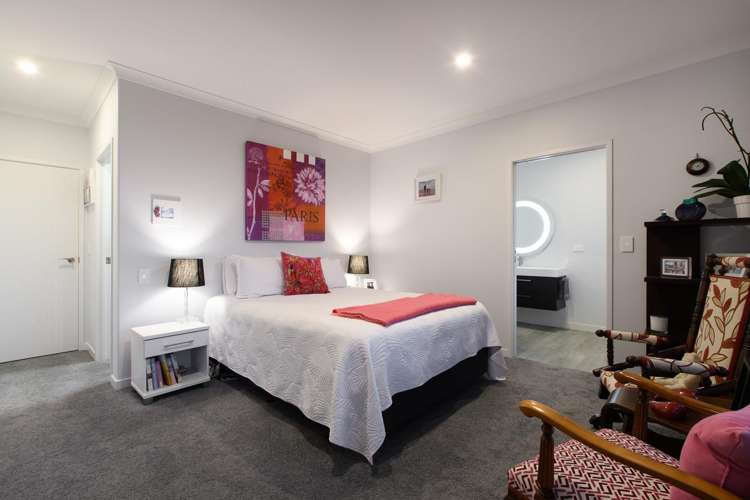 9 Damien Place Ohauiti_16