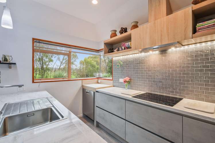 1640 Cust Road Cust_2