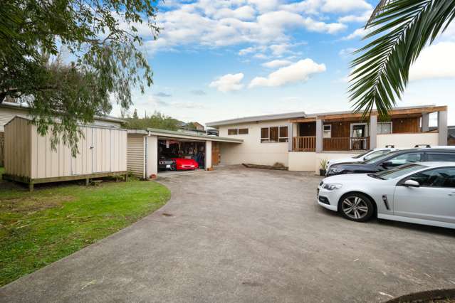 64 View Road Henderson_2