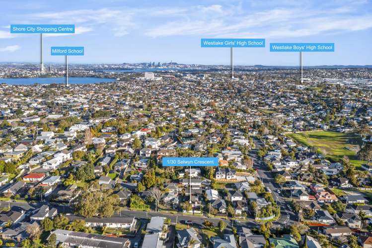 1/30 Selwyn Crescent Forrest Hill_17