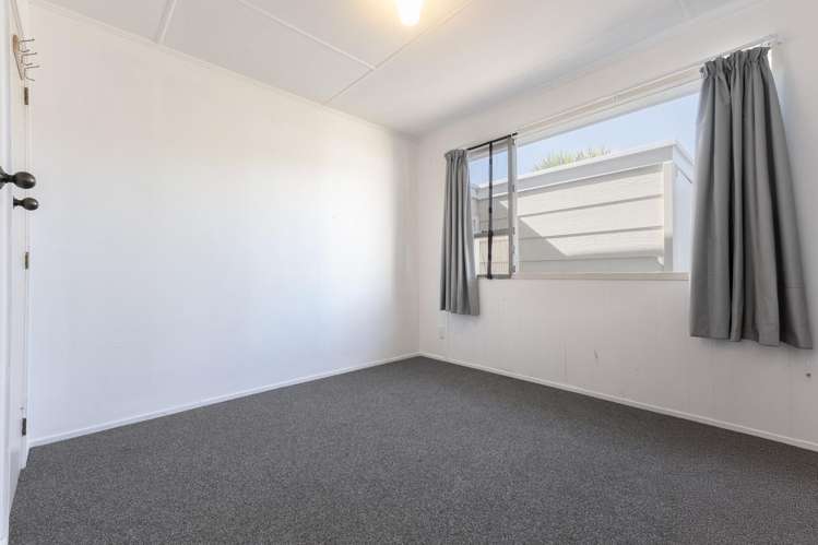 6A Cypress Grove Paraparaumu_9