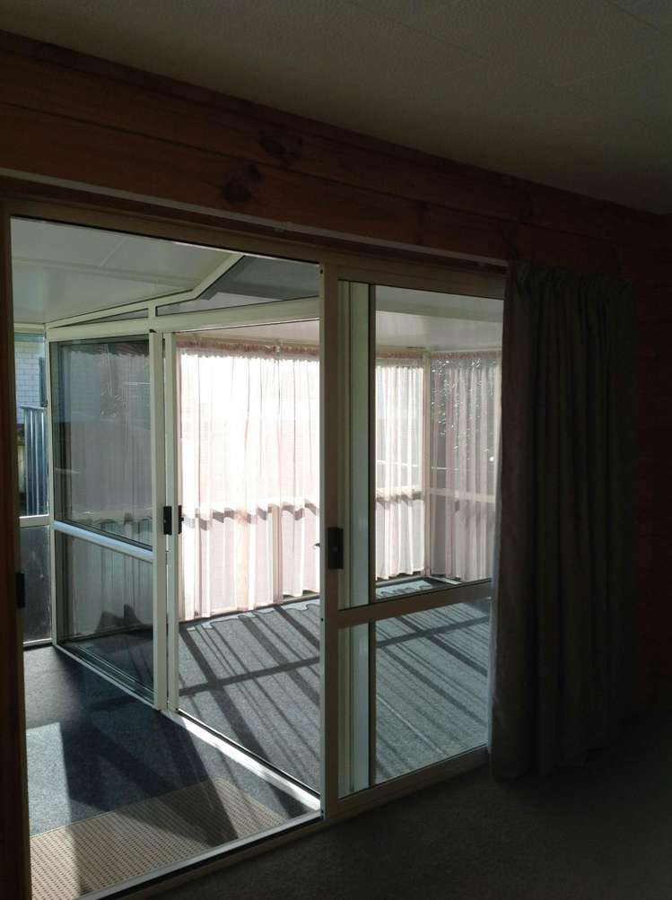 3 Dan Tori Place Orewa_13