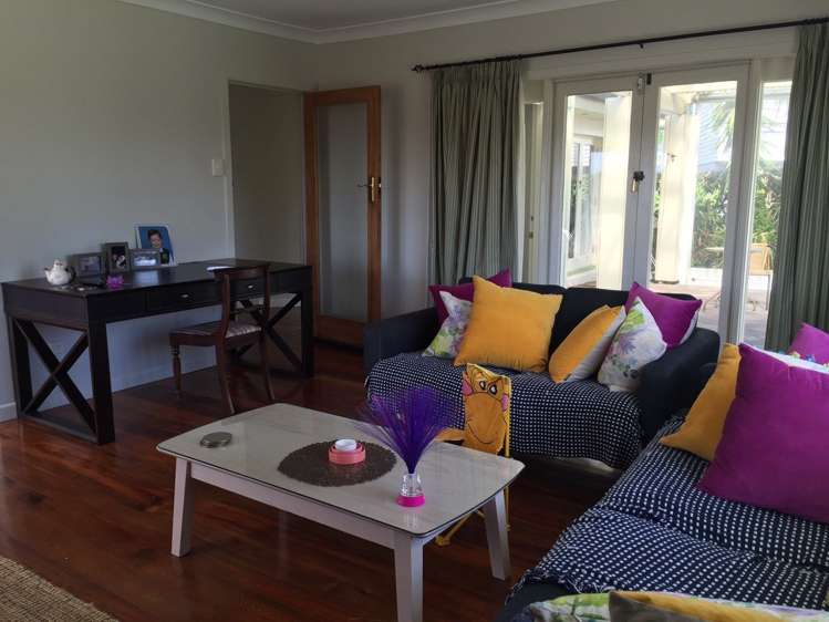 39 Beach Road Mellons Bay_7