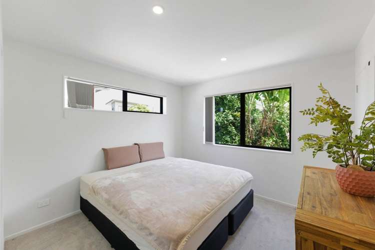 7/67 Royal View Road Te Atatu South_3