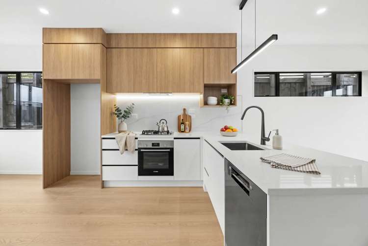 55 Whiteywood Street_5