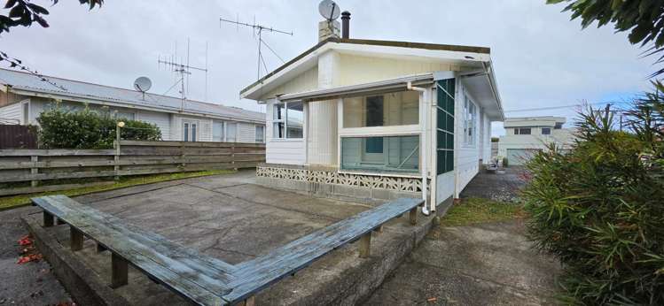 44 Manuka Street_0