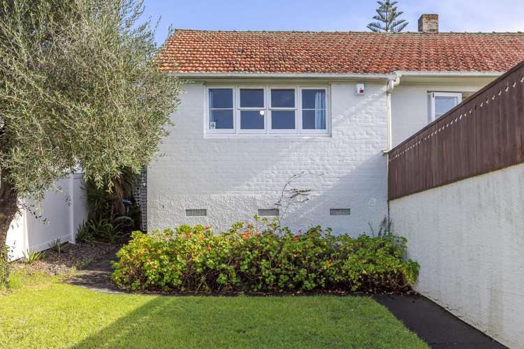 18 Kurahaupo Street Orakei_15