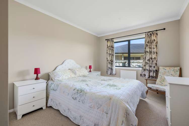 21 Austin Reid Avenue Carterton_11