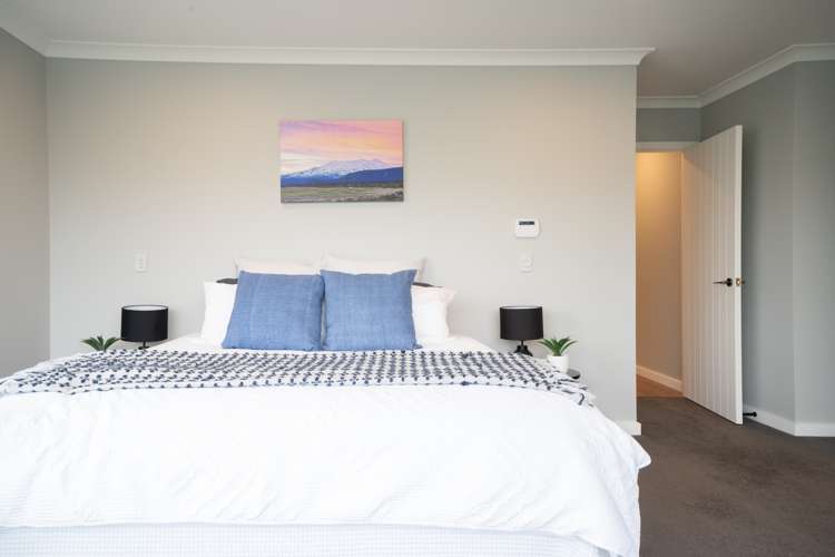 12 Prestwich Rise Churton Park_13