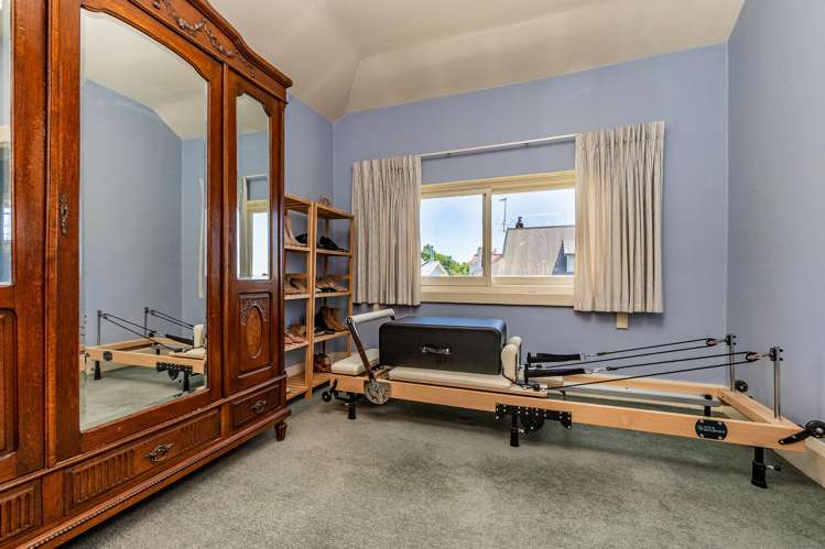 198 Le Cren Street Seaview_35