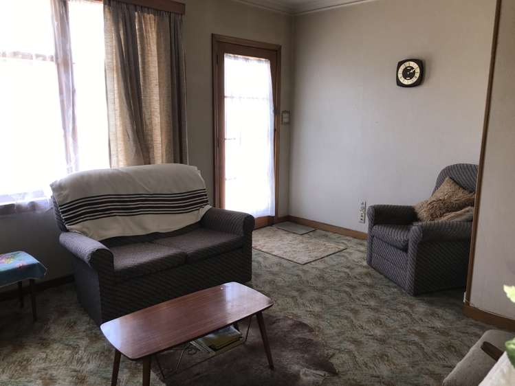 2/42 Reid Crescent Allenton_9