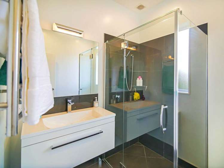 68 Madison Terrace Silverdale_10