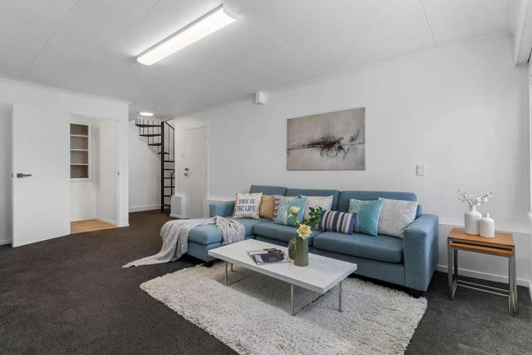 2/86 Archers Road Glenfield_10