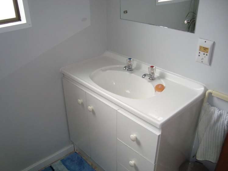 82b Bryndwr Road Bryndwr_13
