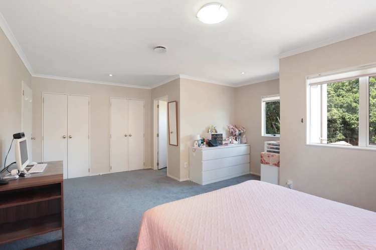 1 Stolford Crescent New Lynn_11