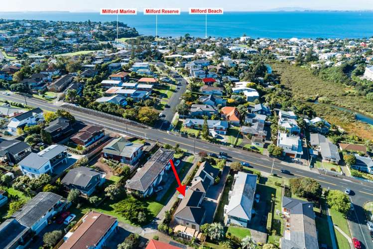 2/10 East Coast Road Milford_5