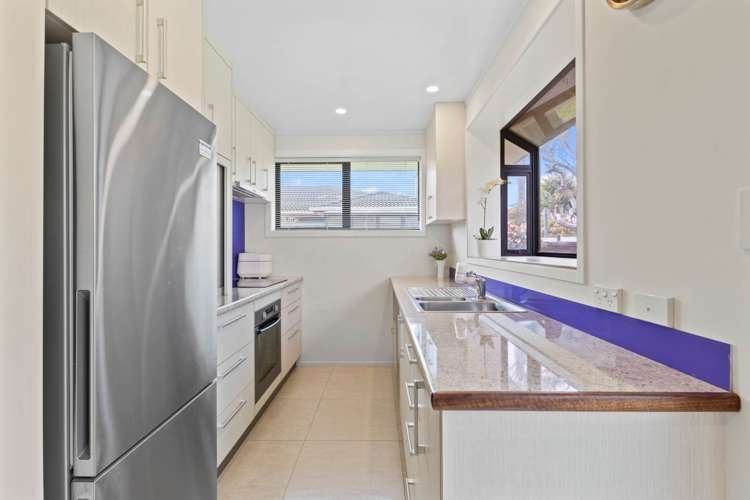 1/50 Vivian Wilson Drive Eastern Beach_9