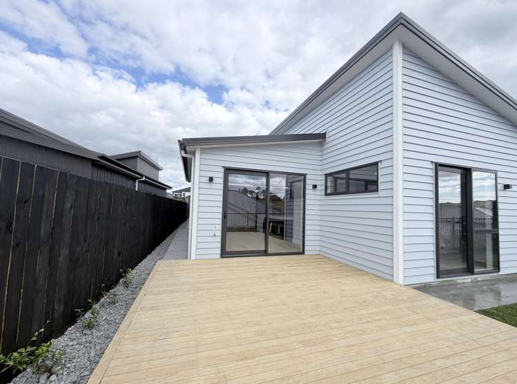 38 Tukutata Crescent Milldale_21