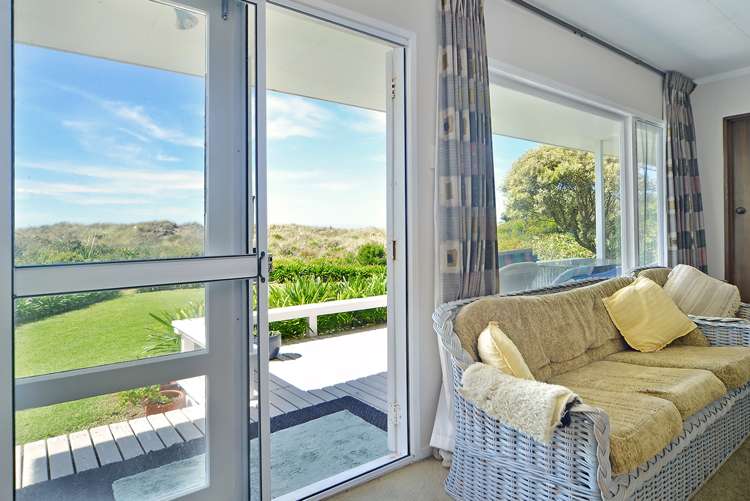 37 Blue Pacific Parade Riversdale Beach_5