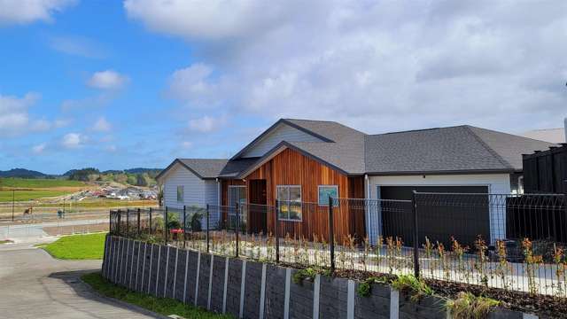 57 Maryvale Road Wainui_1