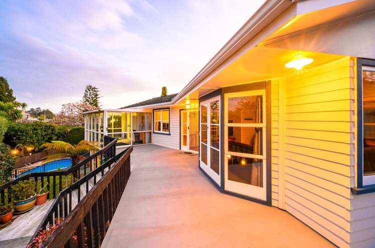 17 Hutchinsons Road Bucklands Beach_3