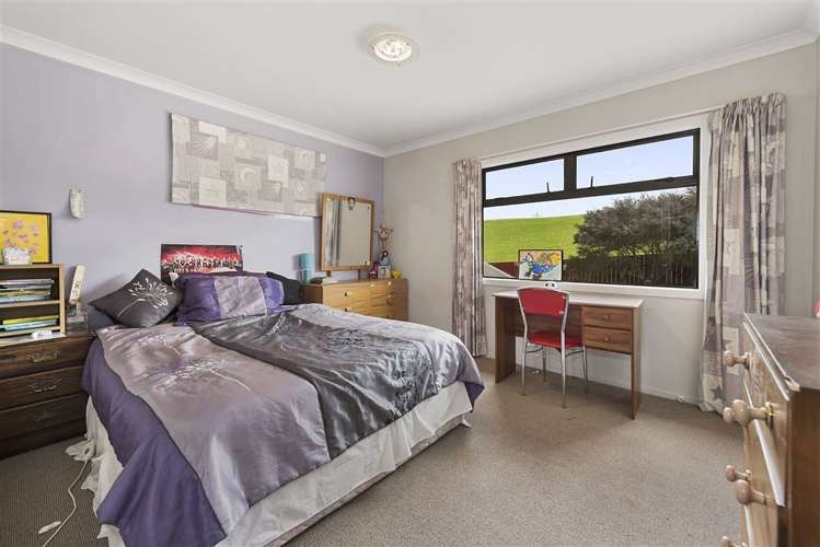 18 Sharaleigh Place Grandview Heights_21