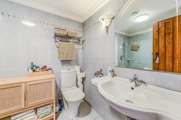 4/6 Quiet Woman Way Monaco_14