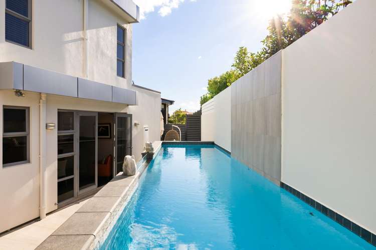 5 Lake Domain Drive Hamilton Lake_23