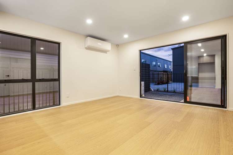 2/36 Edmonton Road Henderson_6