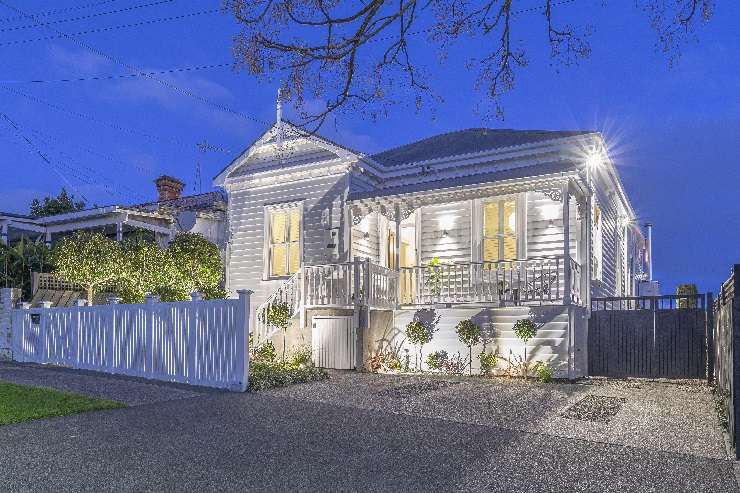 A smartly renovated cottage on Elam Street, in Parnell, Auckland, attracted a lot of heat at Barfoot & Thompson's auction last week. Photo / Supplied