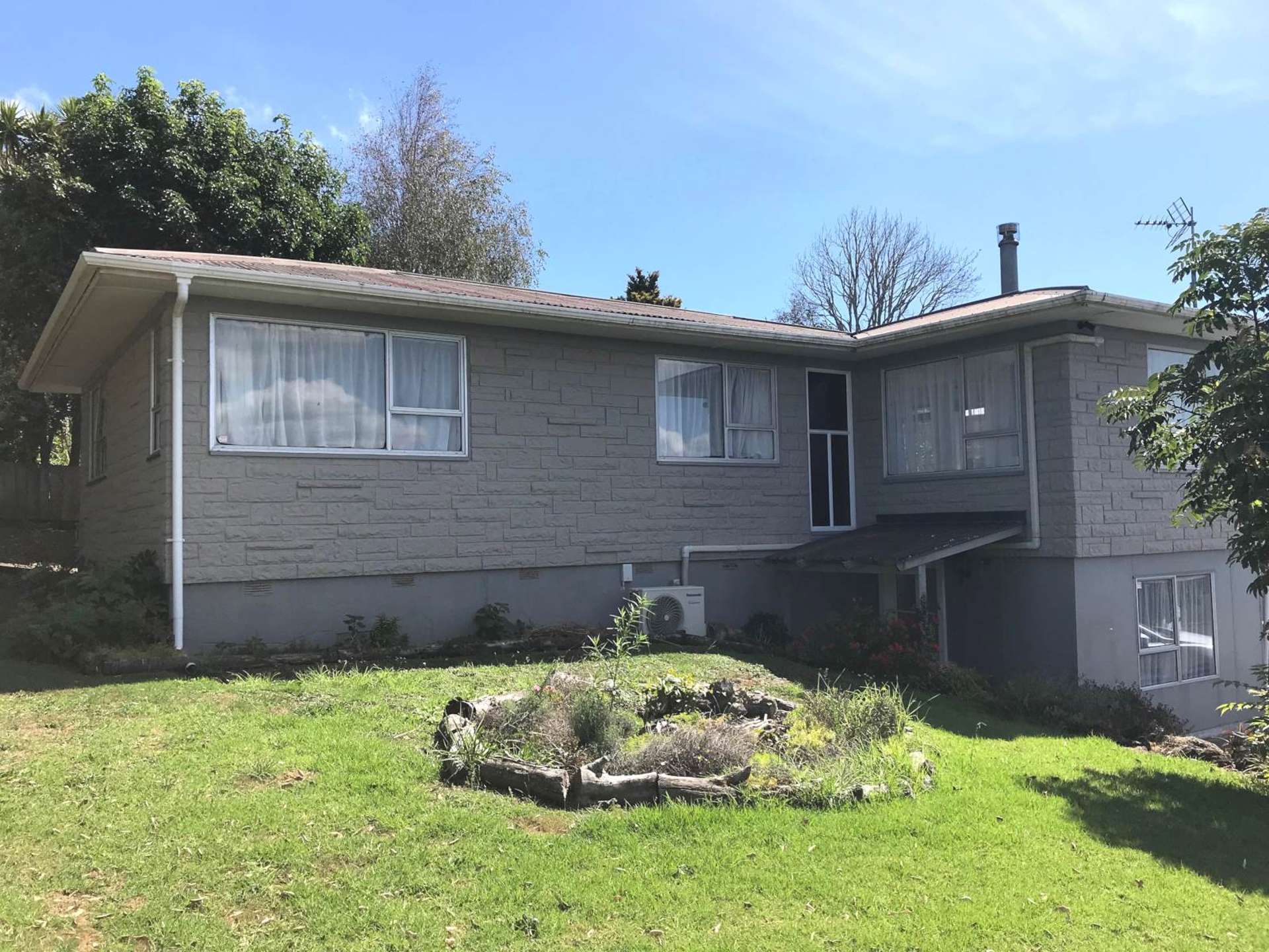 15 Heron Place Pakuranga Heights_0