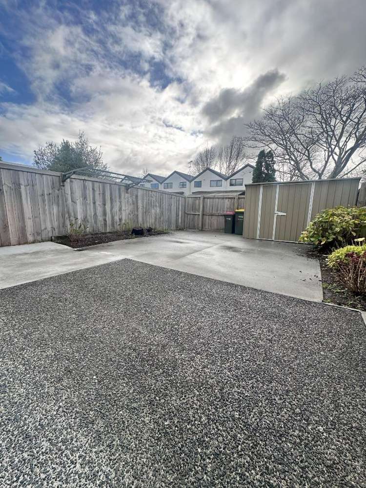 2/18 Yang Place Papakura_15