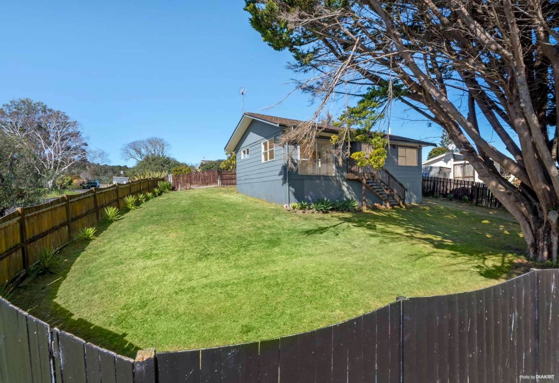 8 Galilee Avenue Red Hill_0