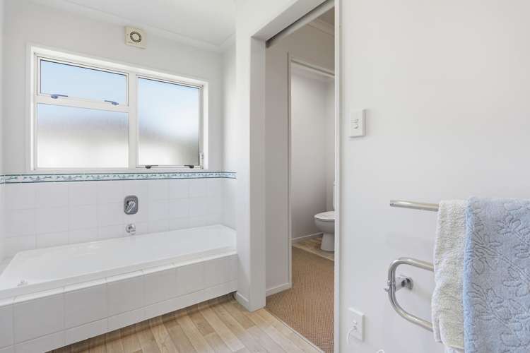 584B Papamoa Beach Road Papamoa Beach_23