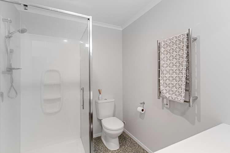 2/15 Cook Street Hamilton East_15