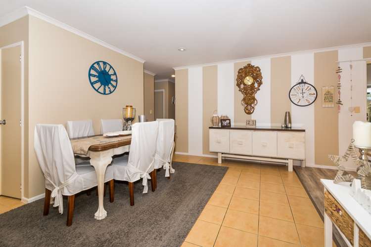 88 Pinecrest Drive Gulf Harbour_4