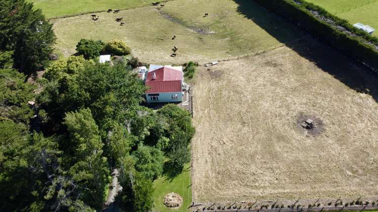 300 Moulson Street Tisbury_46