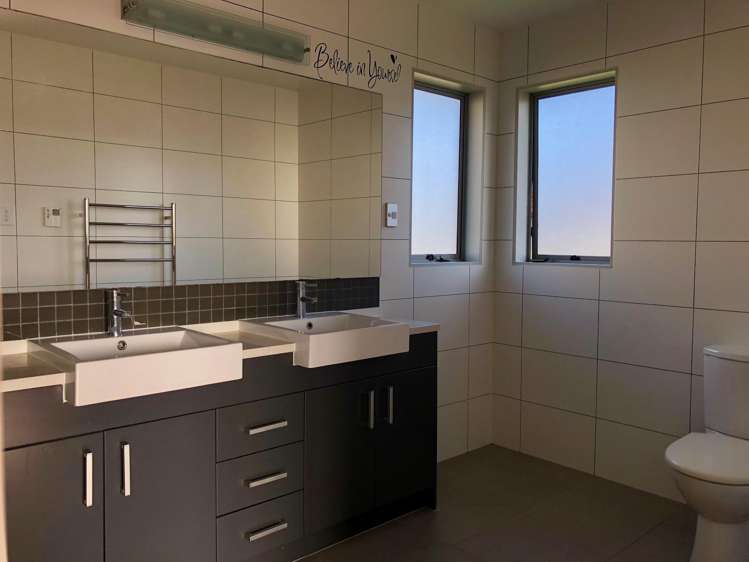 64 Oakway Drive Schnapper Rock_7