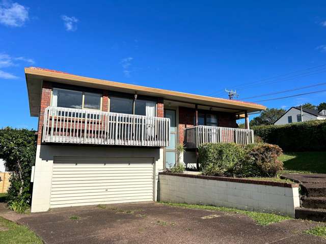 Prime location, sun and seaviews