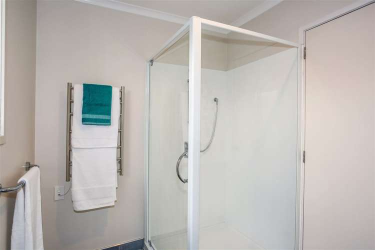 4/271 Queen Street Pukekohe_12