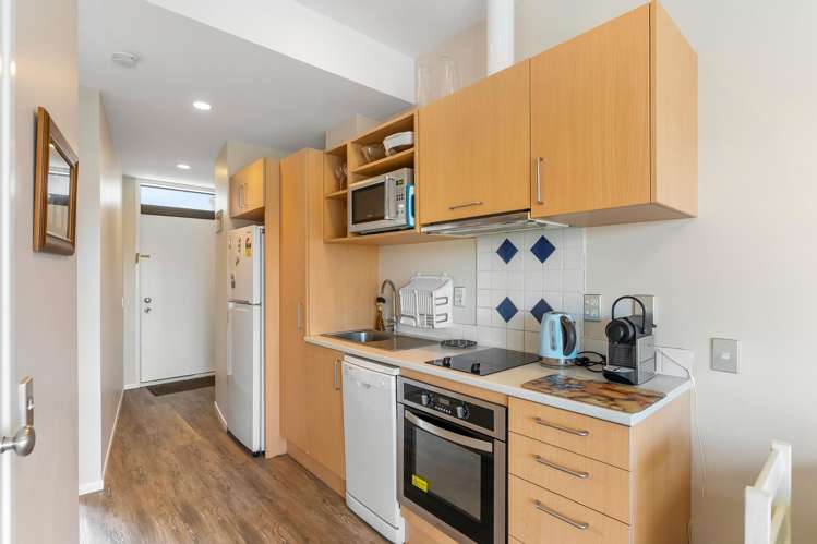 98/92 Bush Road Albany_18