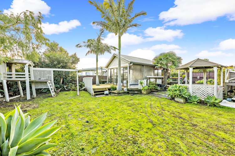 42 Sikkim Crescent Clover Park_10